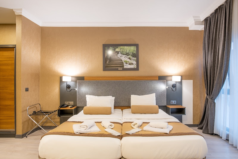 Orange Hotel & Spa