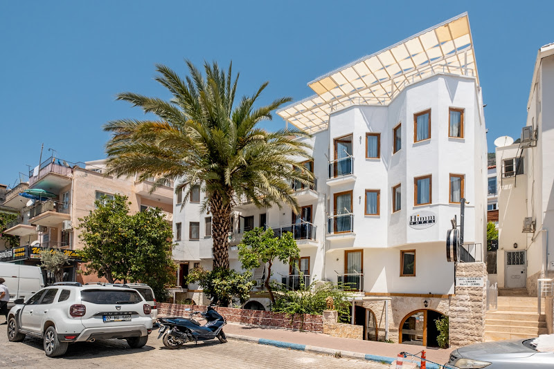 Himm Hotel +12