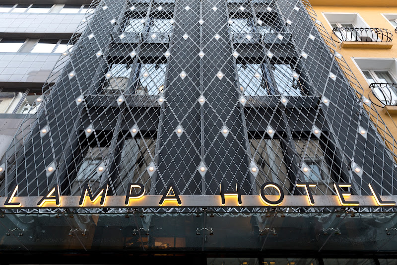 Lampa Design Hotel