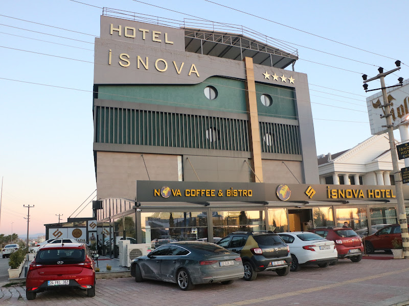 İsnova Airport Hotel (4 yıldız) Antalya Havalimanı ve Anfaş Expo Center Yakınında